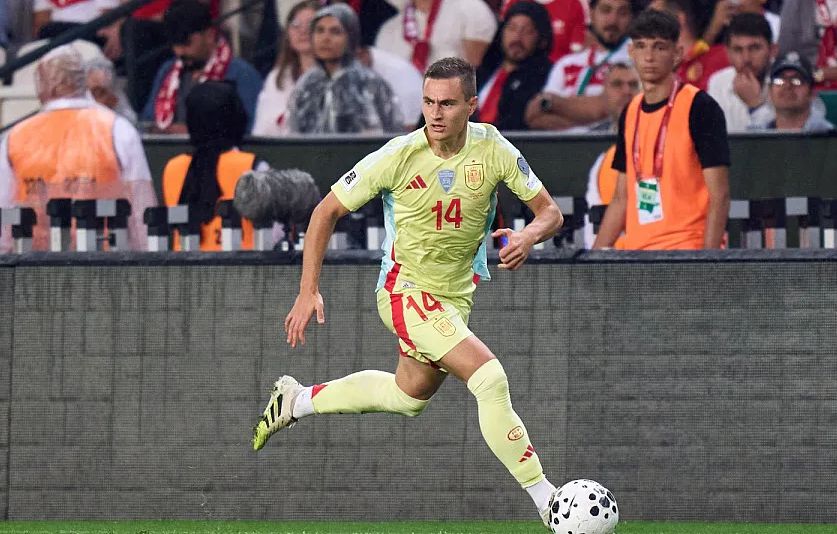 顶替亚马尔！官方：巴列卡诺中场德弗鲁托斯入选西班牙本期大名单