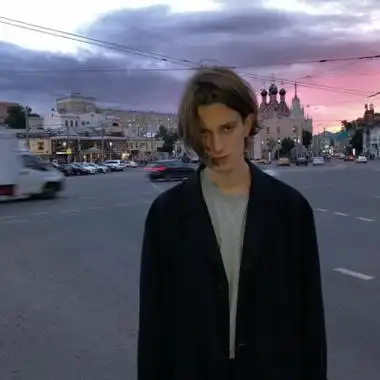 6686体育官网铁牌作者Yasmin