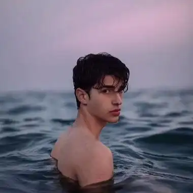 6686体育官网签约作者Adelaide