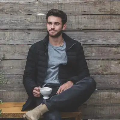 6686体育官网铜牌作者Nora