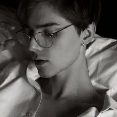 6686体育官网铜牌作者Claire