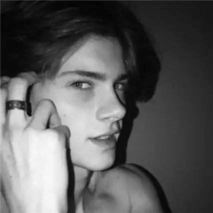 6686体育官网合作伙伴花小染