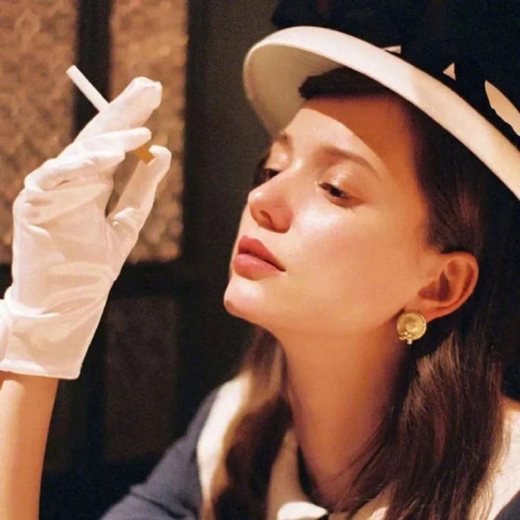 6686体育官网铁牌作者Paul