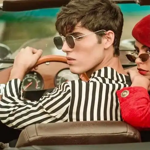 6686体育官网金牌作者James