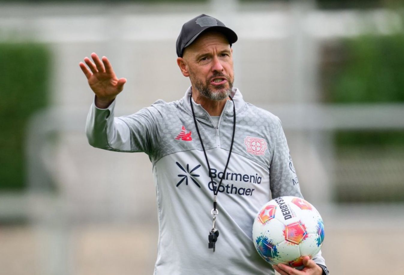 罗马诺：海廷加下课后贾府联系了滕哈赫，目前双方正在谈判中