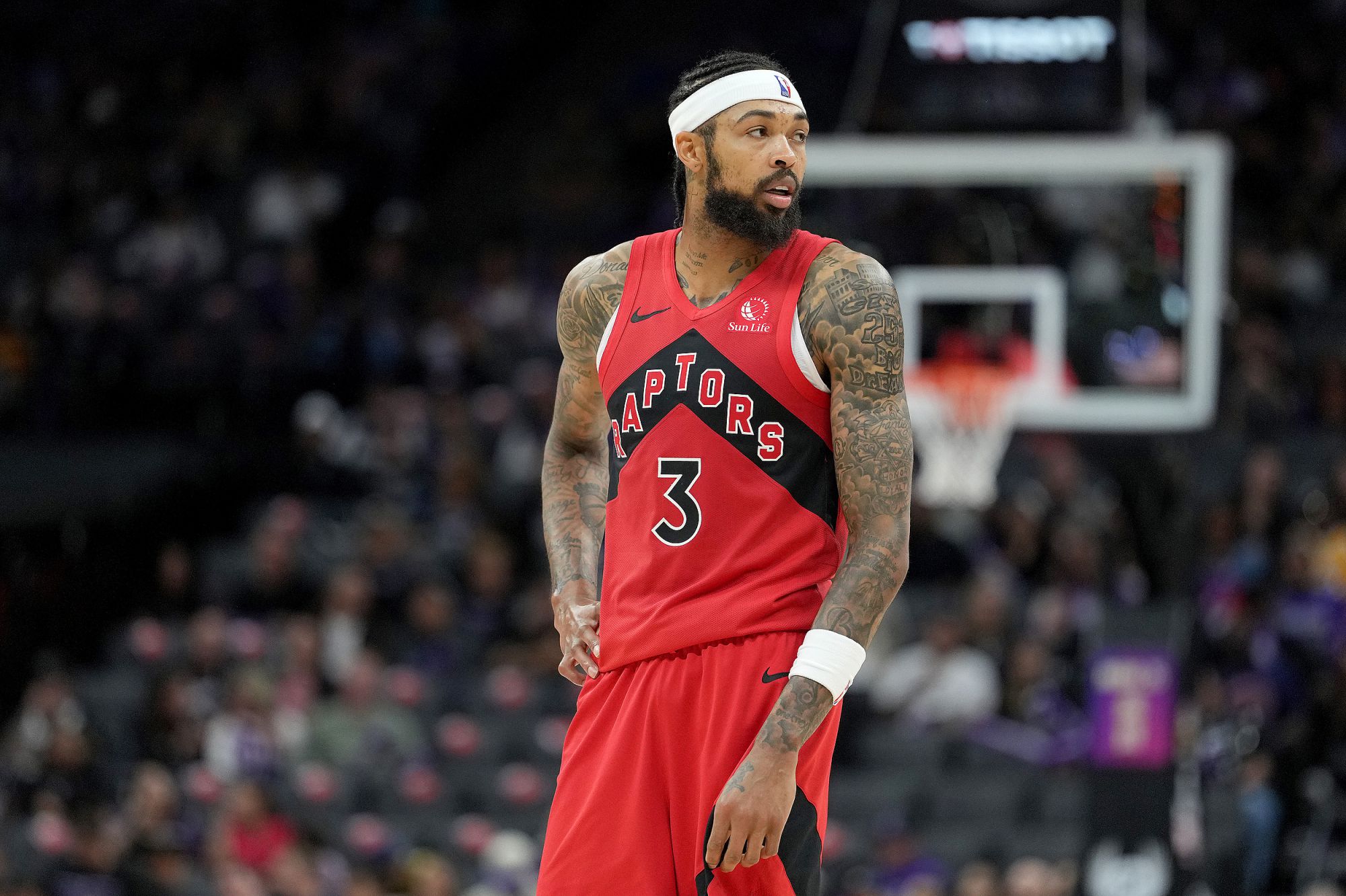 表现不俗！英格拉姆17中8砍下25分5抢篮板4助攻